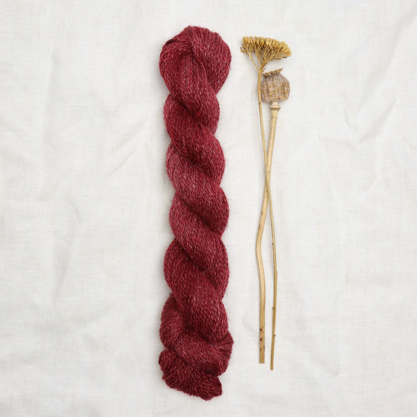 Linnen 4ply - Crimson