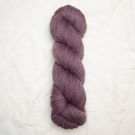 Shetland/Romney 4ply - Iris